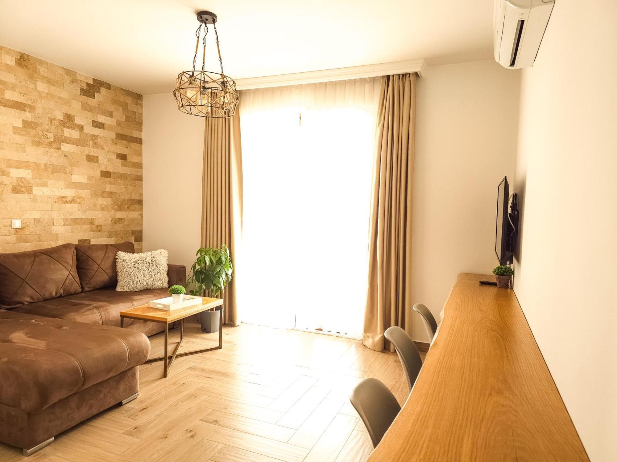 Lacasa Apartments & Restaurant Ulcinj Exterior photo