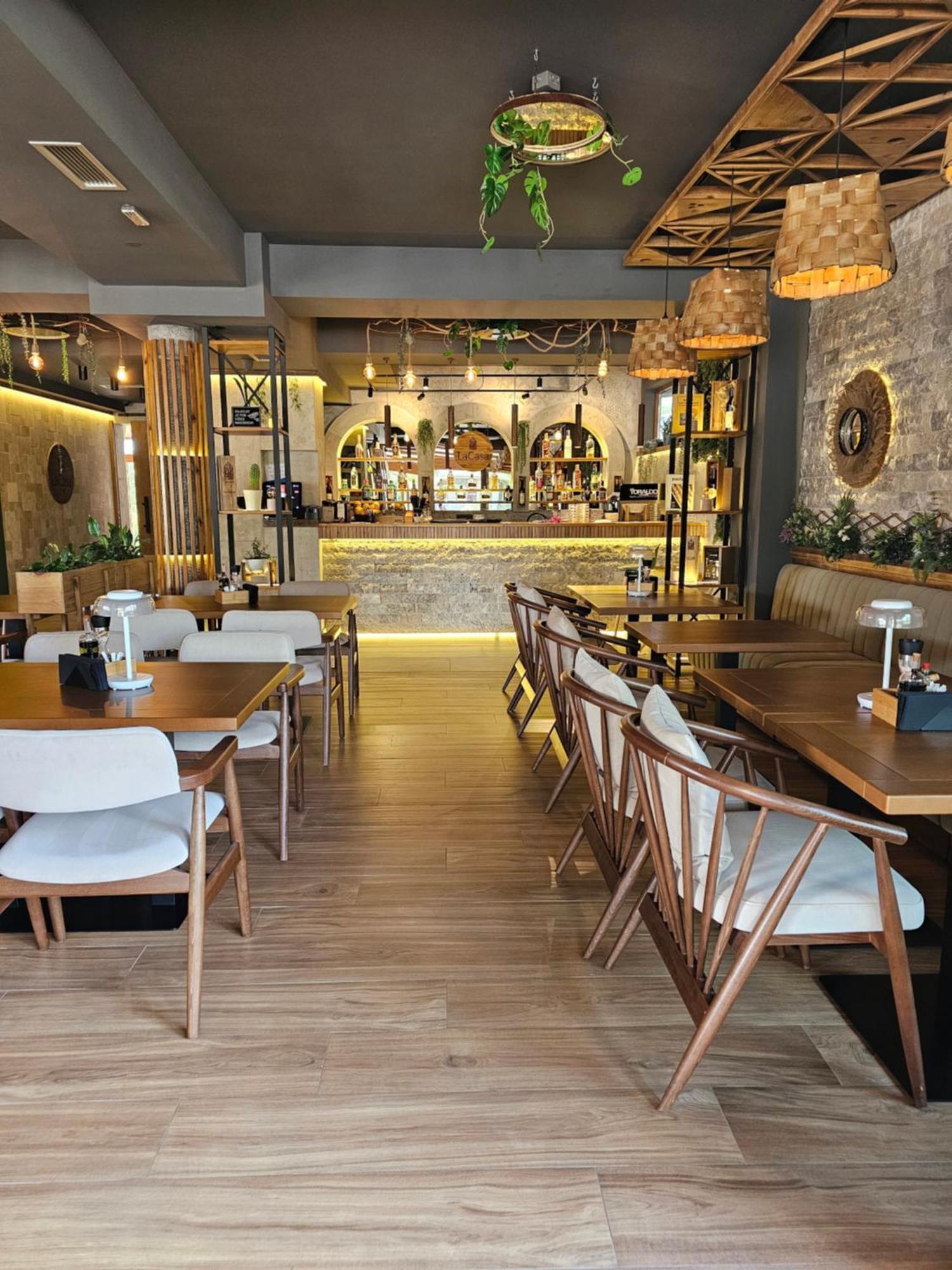 Lacasa Apartments & Restaurant Ulcinj Exterior photo