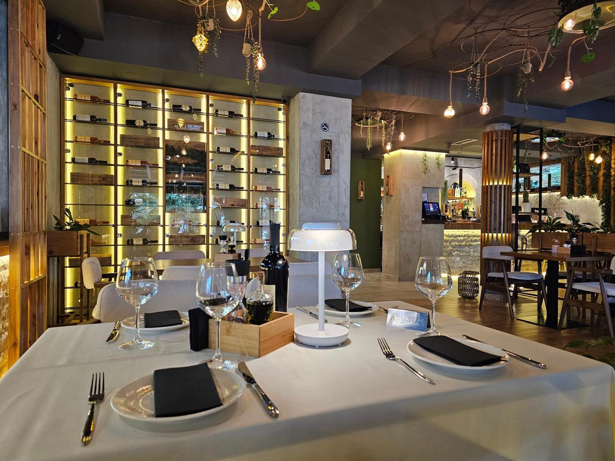 Lacasa Apartments & Restaurant Ulcinj Exterior photo